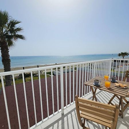 Ammos Beachfront Villa Paradise Larnaca Exterior photo