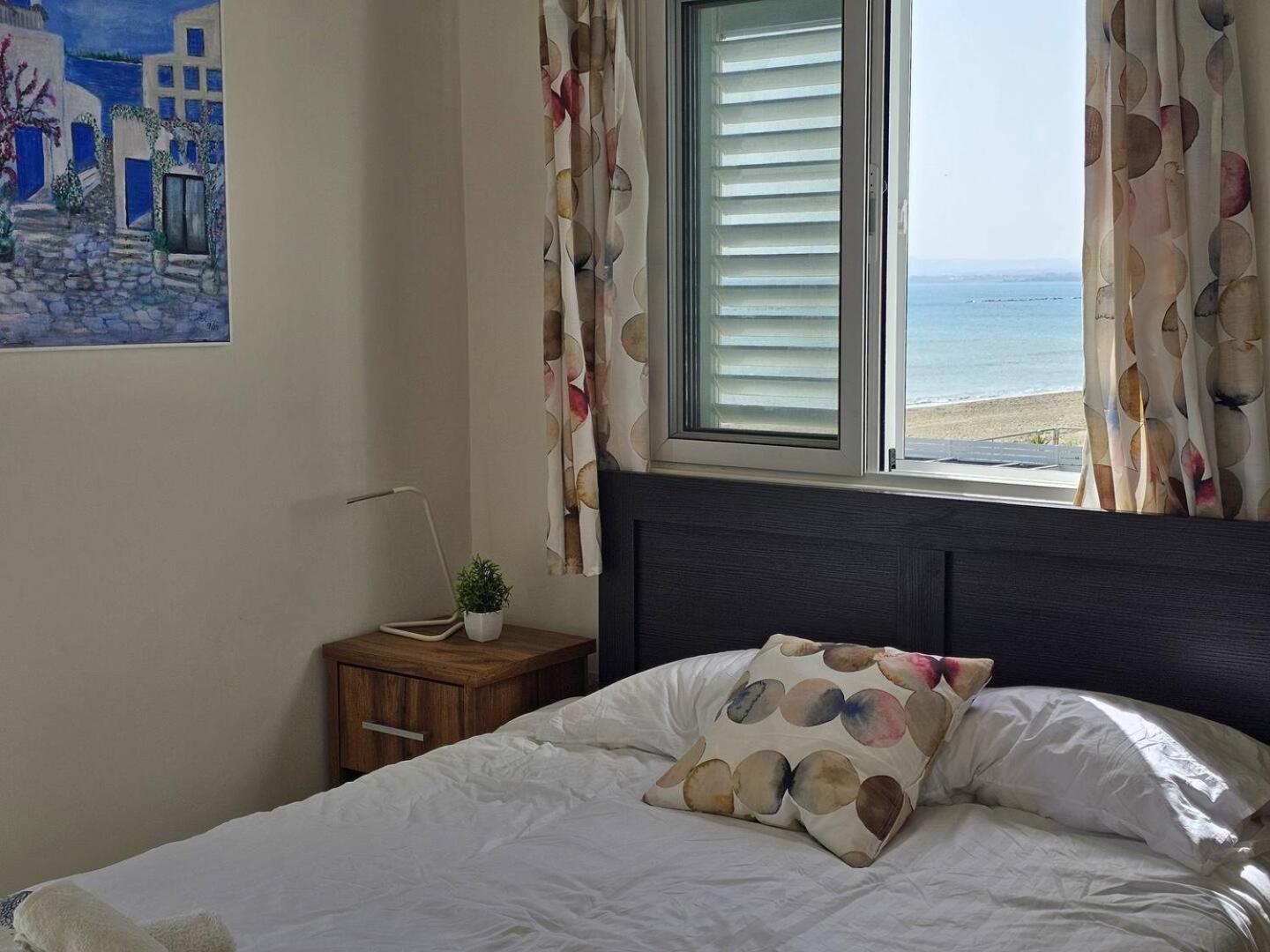 Ammos Beachfront Villa Paradise Larnaca Exterior photo
